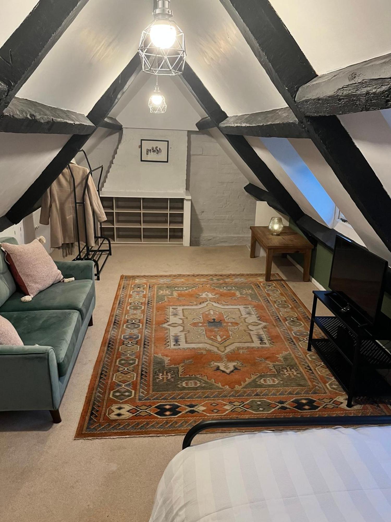 Bed & Breakfast Heathcote House 3*